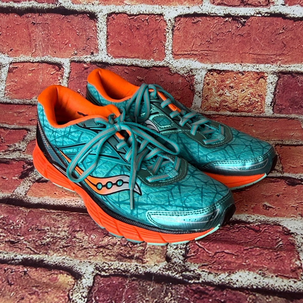 Saucony Neutral Running Shoes – Women’s Size 8.5 Teal & Orange Athletic Sneakers